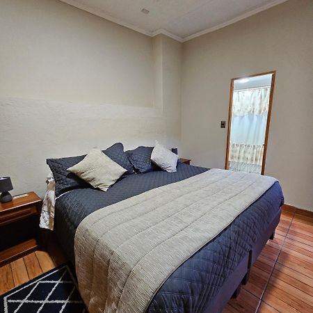 Hostal De Colon Ла Серена Екстериор снимка