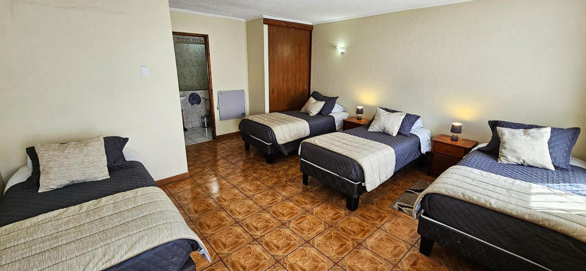 Hostal De Colon Ла Серена Екстериор снимка