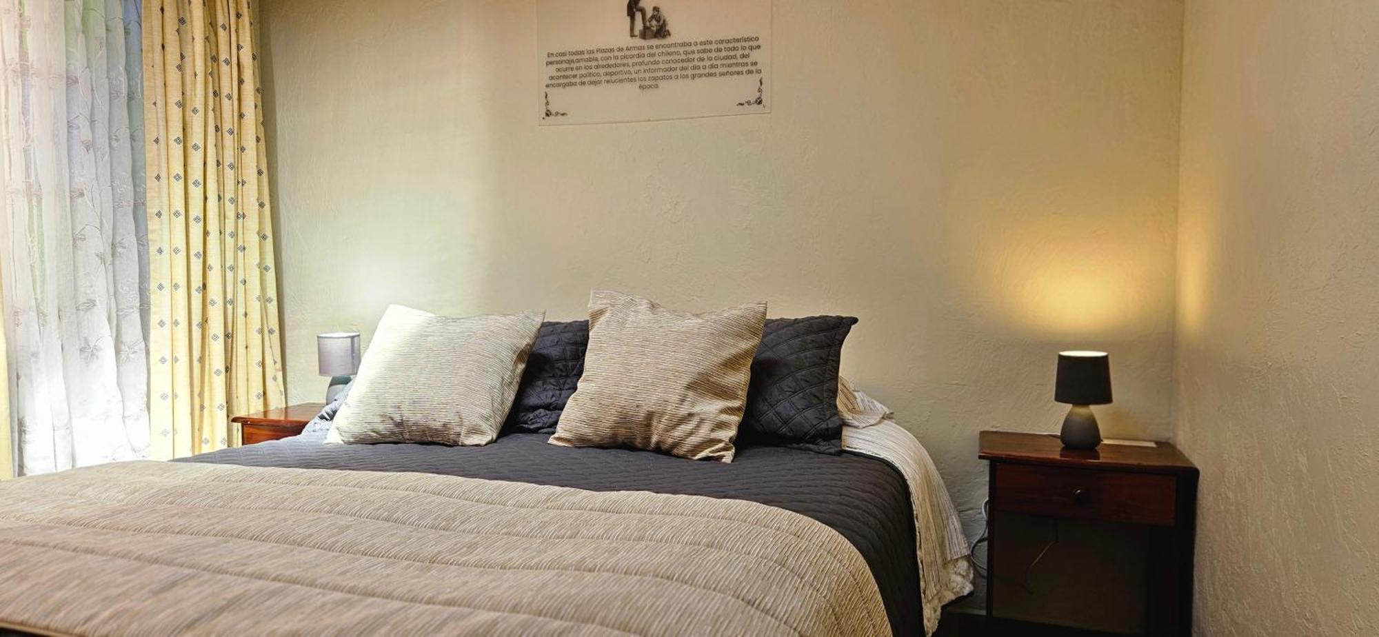 Hostal De Colon Ла Серена Екстериор снимка