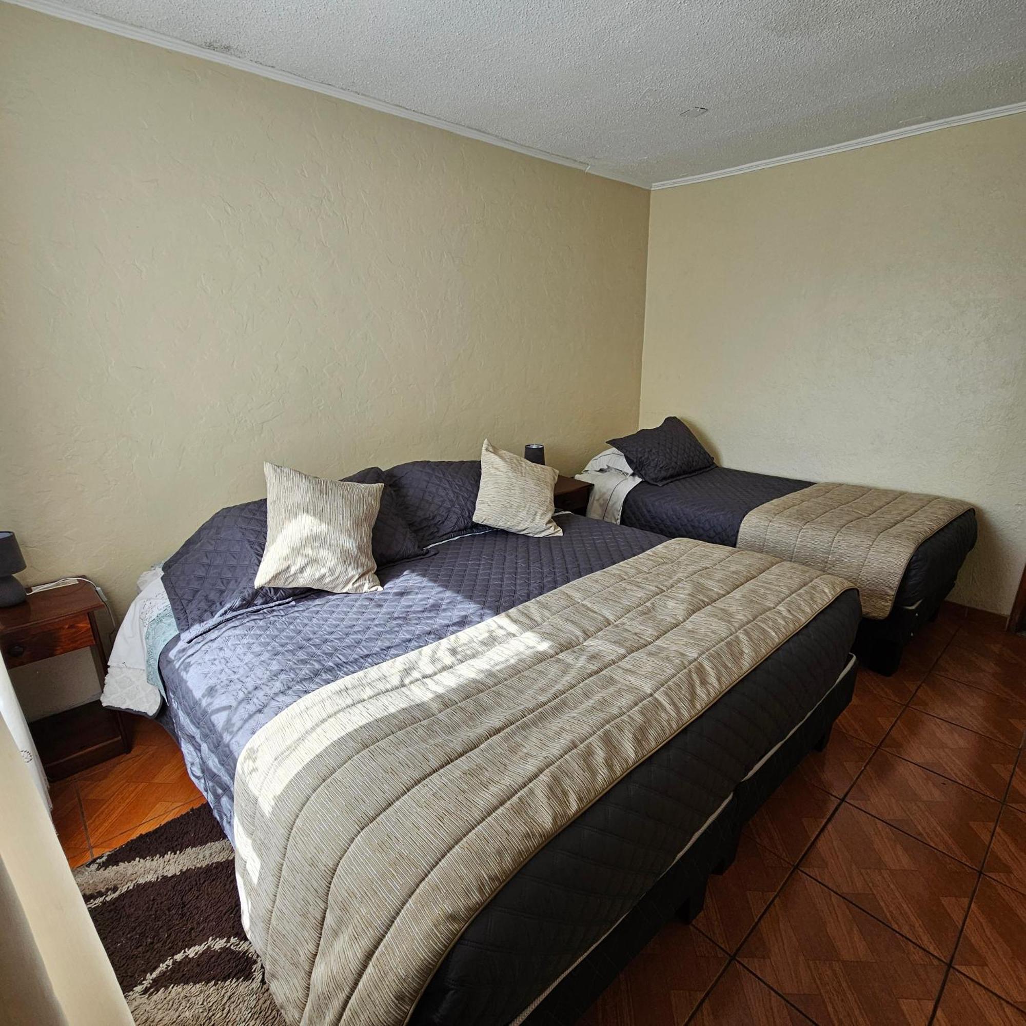 Hostal De Colon Ла Серена Екстериор снимка