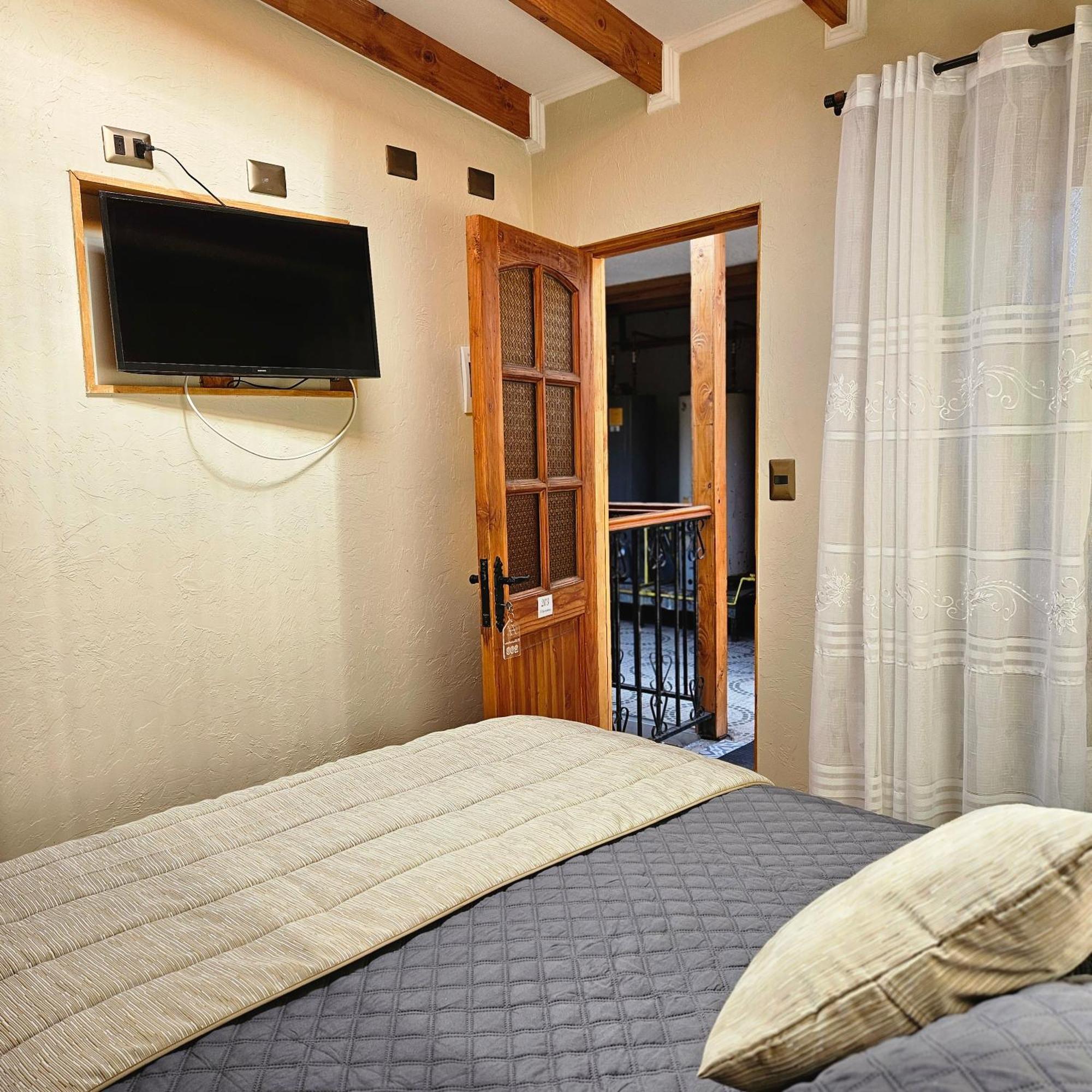 Hostal De Colon Ла Серена Екстериор снимка