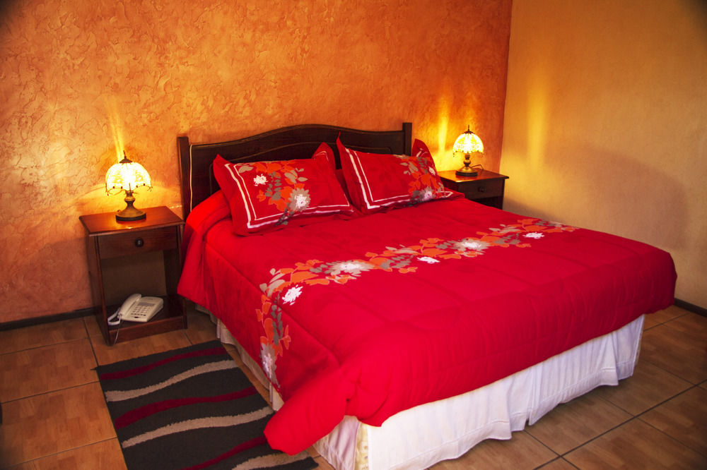 Hostal De Colon Ла Серена Екстериор снимка