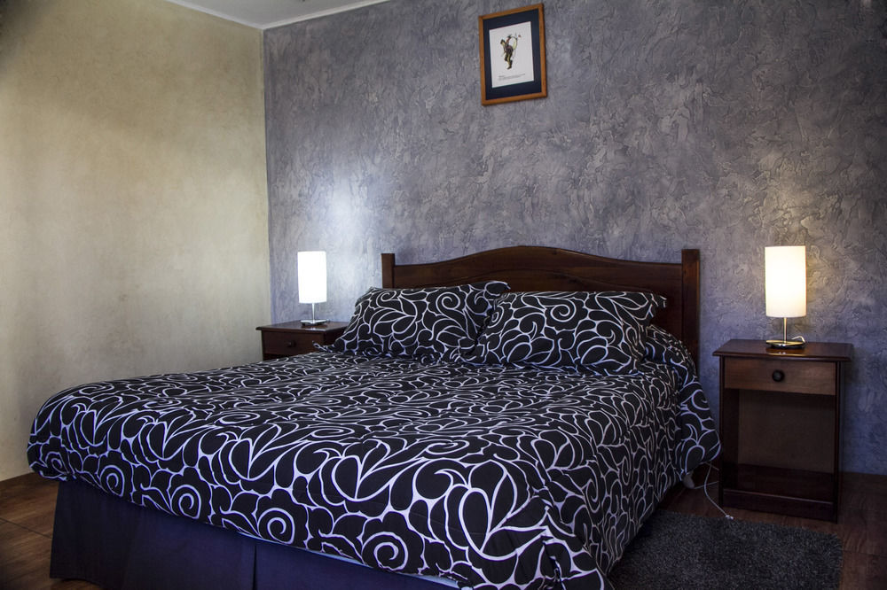 Hostal De Colon Ла Серена Екстериор снимка