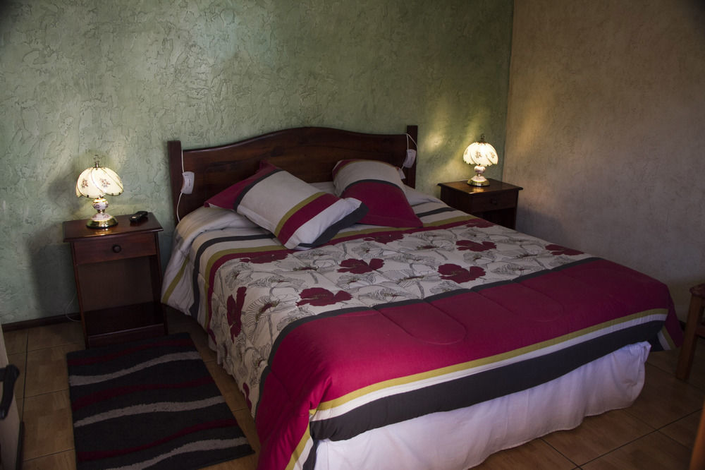 Hostal De Colon Ла Серена Екстериор снимка