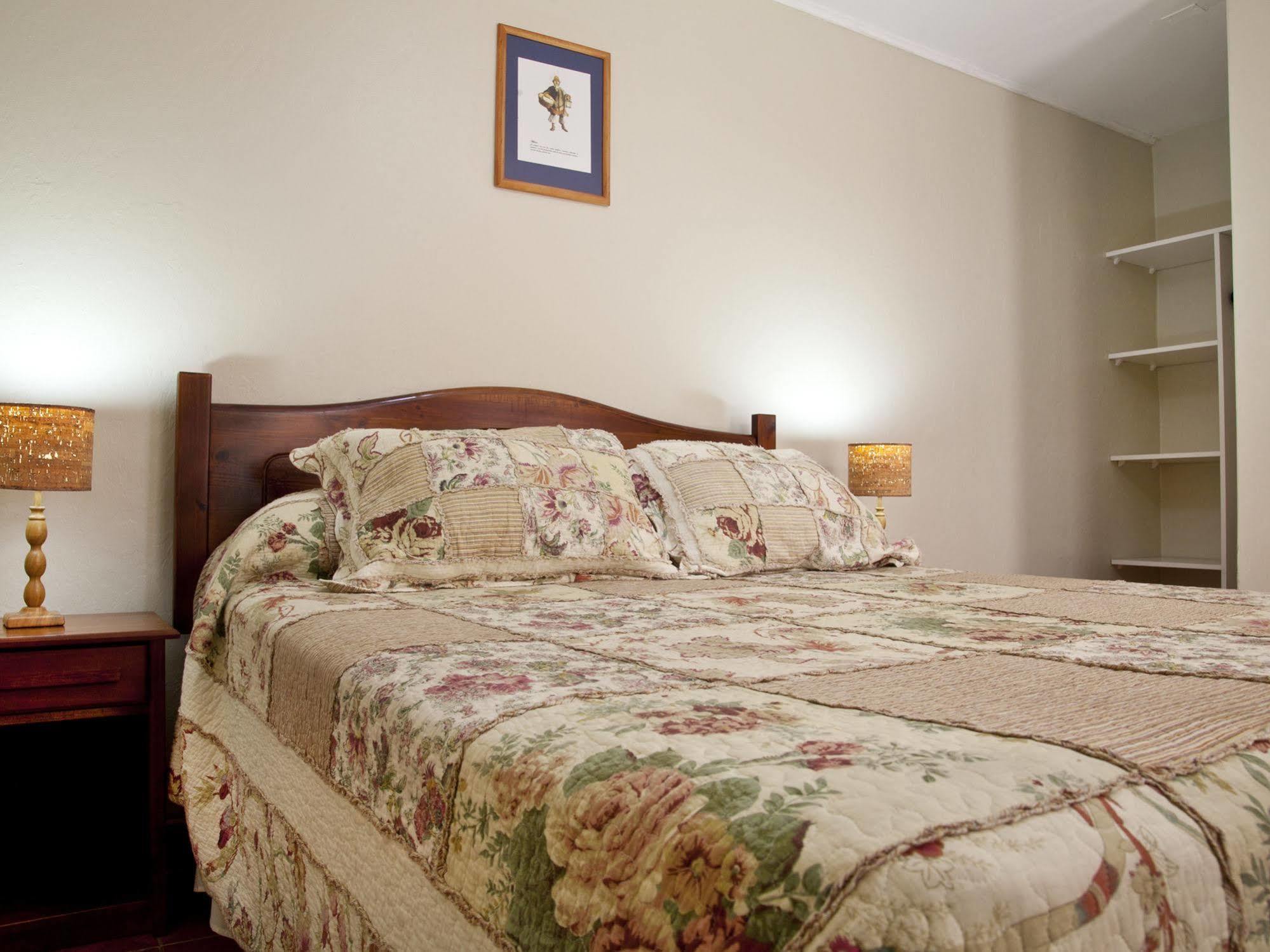 Hostal De Colon Ла Серена Екстериор снимка