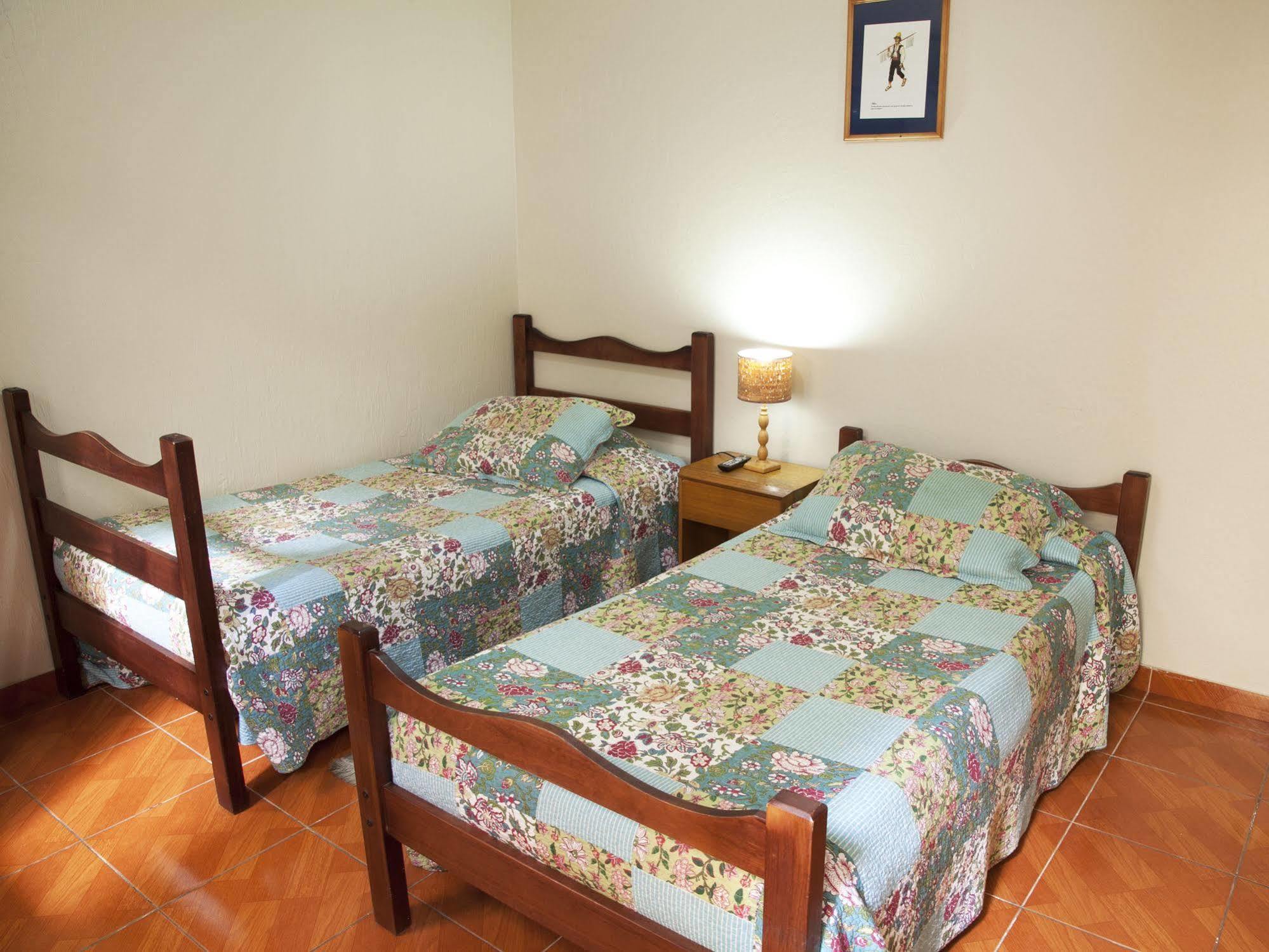 Hostal De Colon Ла Серена Екстериор снимка