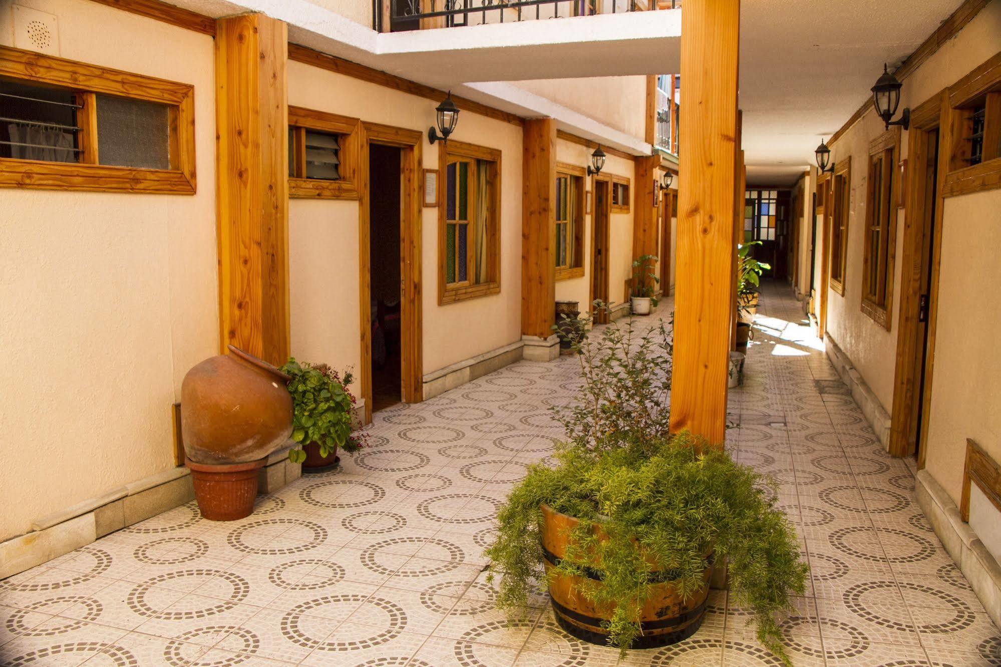 Hostal De Colon Ла Серена Екстериор снимка